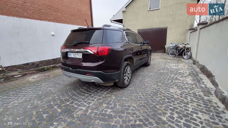 Внедорожник / Кроссовер GMC Acadia 2017 в Львове