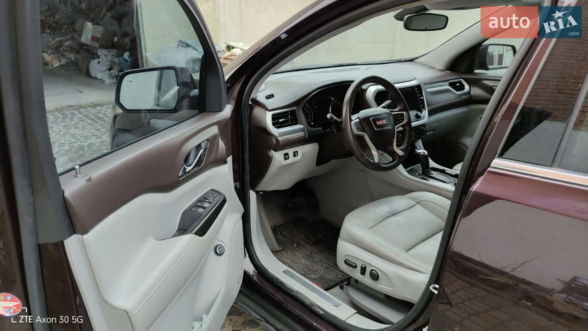 2017 GMC Acadia - мініатюра 28