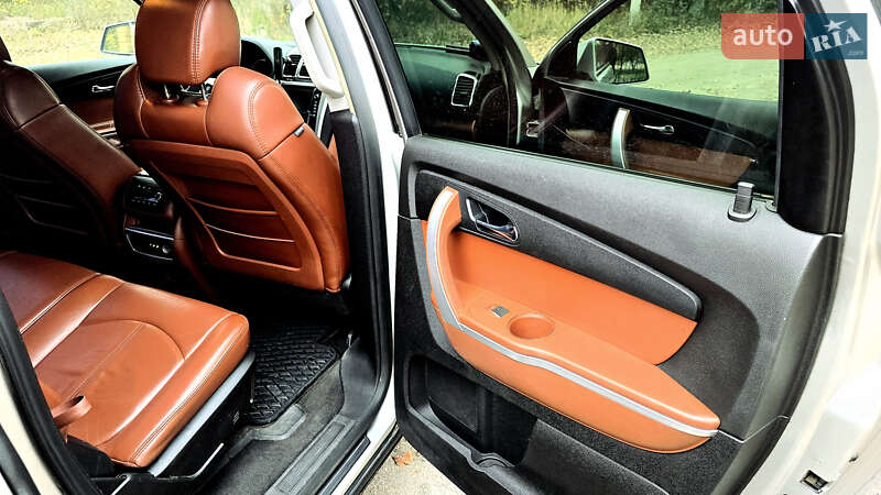 Позашляховик / Кросовер GMC Acadia 2008 в Києві