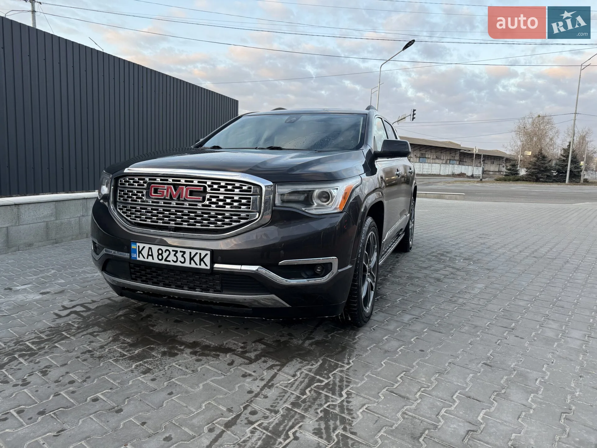 2017 GMC Acadia - фото 1