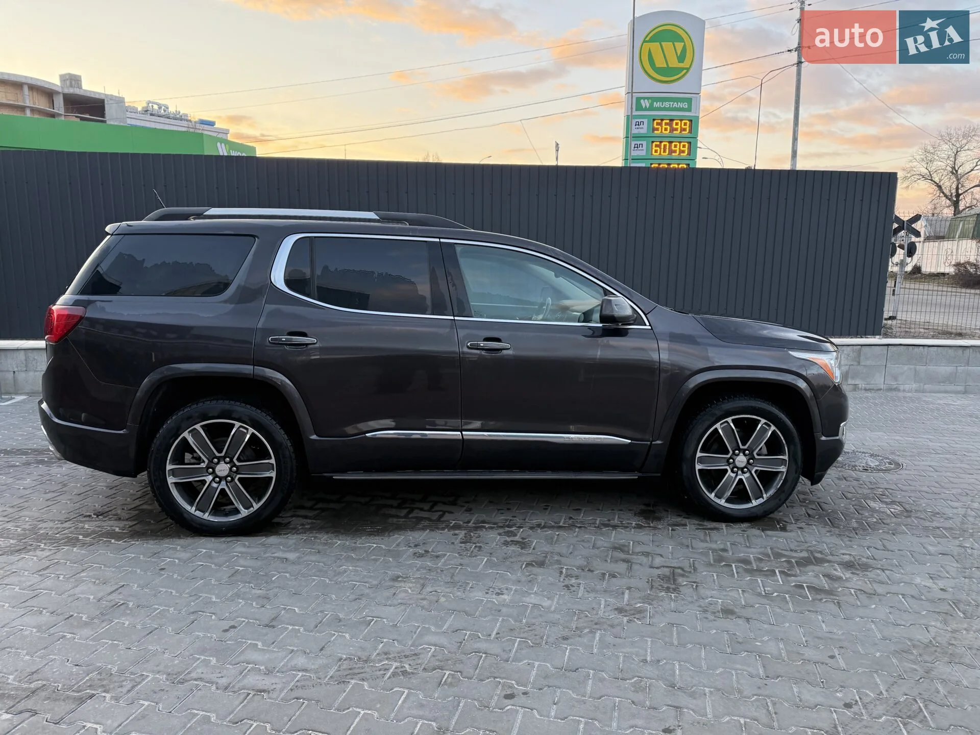 2017 GMC Acadia - мініатюра 11