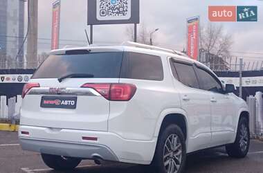 Позашляховик / Кросовер GMC Acadia 2016 в Києві