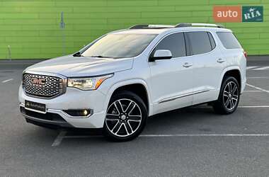 Внедорожник / Кроссовер GMC Acadia 2016 в 