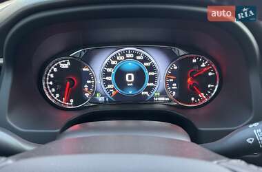 Внедорожник / Кроссовер GMC Acadia 2016 в 