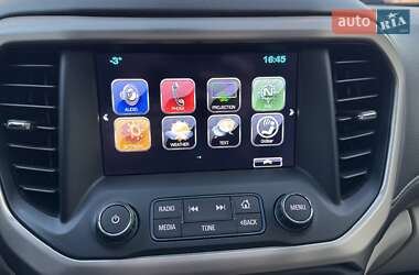 Внедорожник / Кроссовер GMC Acadia 2016 в 