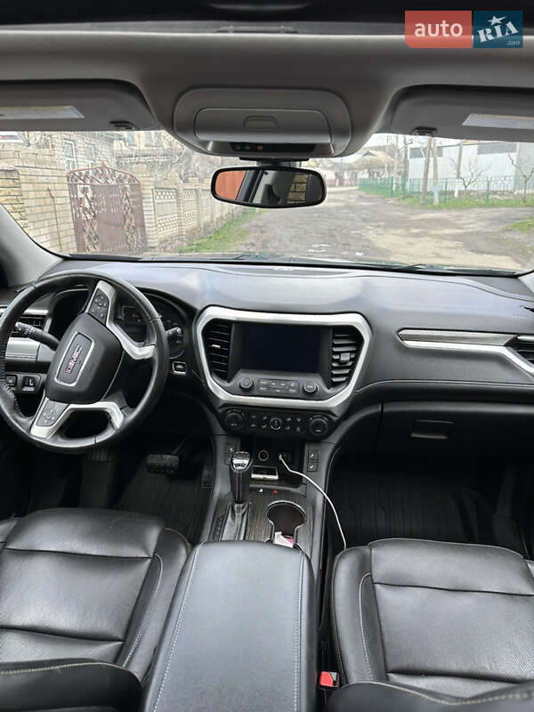 Позашляховик / Кросовер GMC Acadia 2017 в Крижополі фото 3 Позашляховик / Кросовер GMC Acadia 2017 в Крижополі
