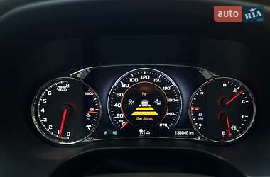 Позашляховик / Кросовер GMC Acadia 2016 в 