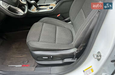 Внедорожник / Кроссовер GMC Acadia 2019 в Киеве