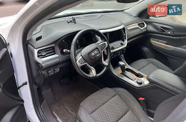 Внедорожник / Кроссовер GMC Acadia 2019 в Киеве