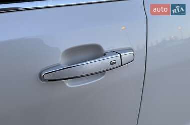 Внедорожник / Кроссовер GMC Acadia 2016 в 