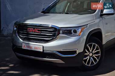 Внедорожник / Кроссовер GMC Acadia 2019 в 