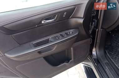Внедорожник / Кроссовер GMC Acadia 2013 в 