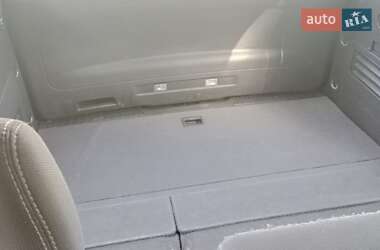 Внедорожник / Кроссовер GMC Acadia 2013 в 