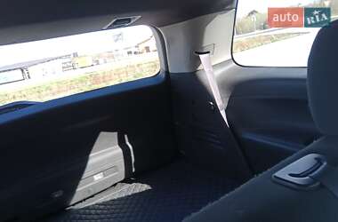Внедорожник / Кроссовер GMC Acadia 2013 в 