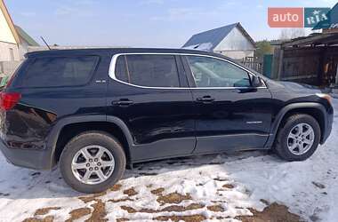 Внедорожник / Кроссовер GMC Acadia 2017 в 