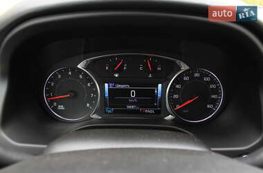 Позашляховик / Кросовер GMC Acadia 2017 в 