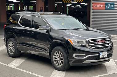 Позашляховик / Кросовер GMC Acadia 2016 в 