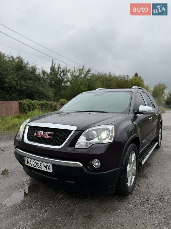 Внедорожник / Кроссовер GMC Acadia 2008 в Киеве
