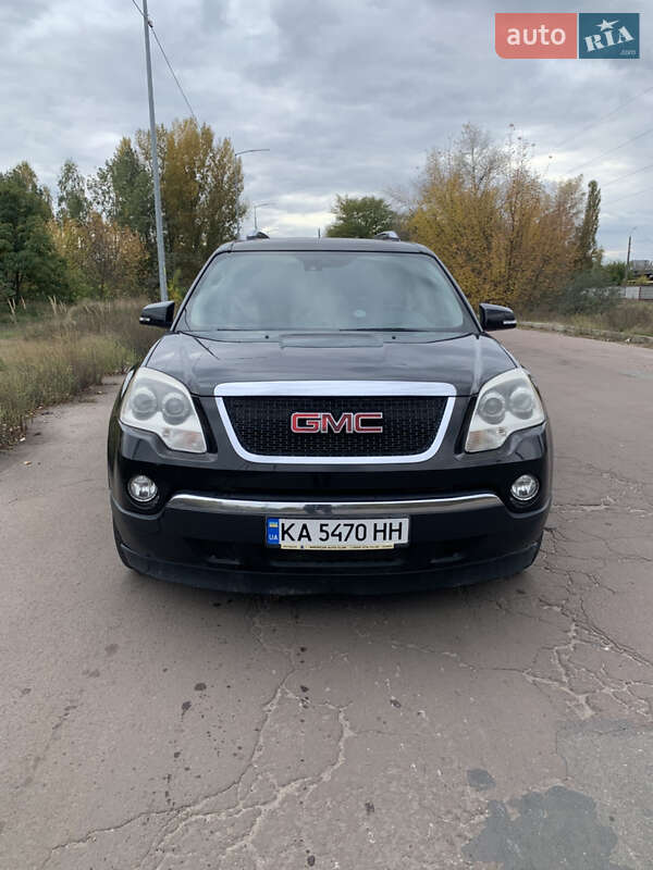 Внедорожник / Кроссовер GMC Acadia 2008 в 