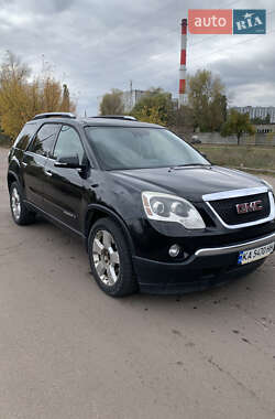 Внедорожник / Кроссовер GMC Acadia 2008 в 