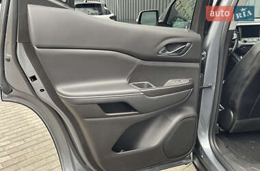 Внедорожник / Кроссовер GMC Acadia 2021 в 