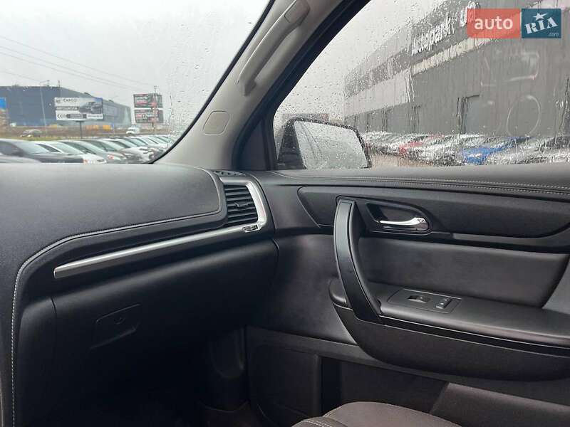Внедорожник / Кроссовер GMC Acadia 2016 в Львове фото 30 Внедорожник / Кроссовер GMC Acadia 2016 в Львове