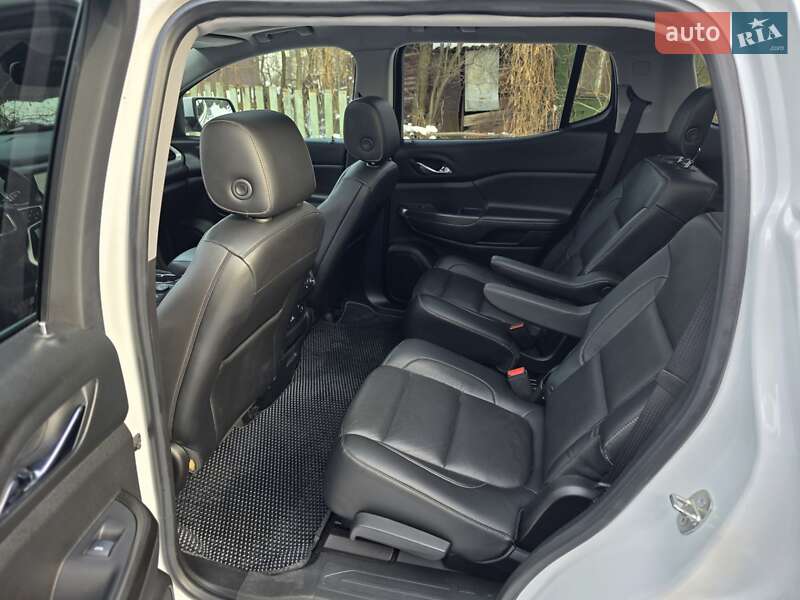 Внедорожник / Кроссовер GMC Acadia 2016 в Киеве фото 30 Внедорожник / Кроссовер GMC Acadia 2016 в Киеве