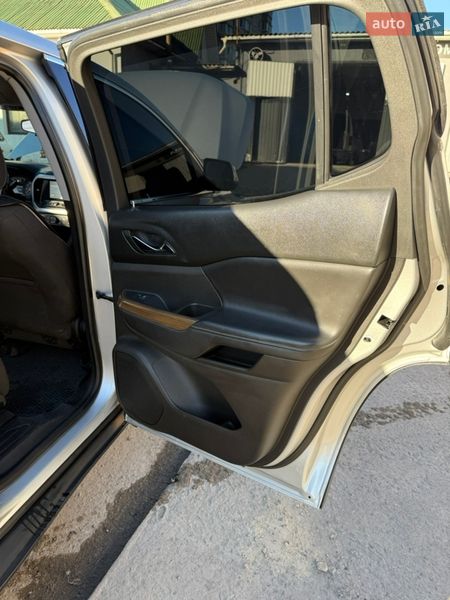 Внедорожник / Кроссовер GMC Acadia 2017 в Василькове