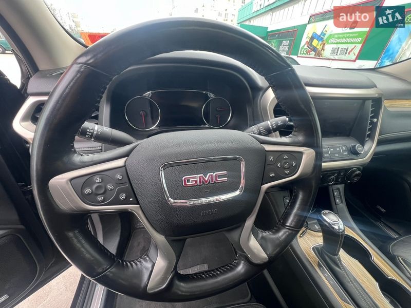 Внедорожник / Кроссовер GMC Acadia 2018 в Одессе