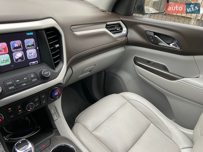 Внедорожник / Кроссовер GMC Acadia 2018 в Киеве фото 7 Внедорожник / Кроссовер GMC Acadia 2018 в Киеве