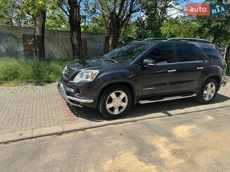 Внедорожник / Кроссовер GMC Acadia 2007 в Николаеве