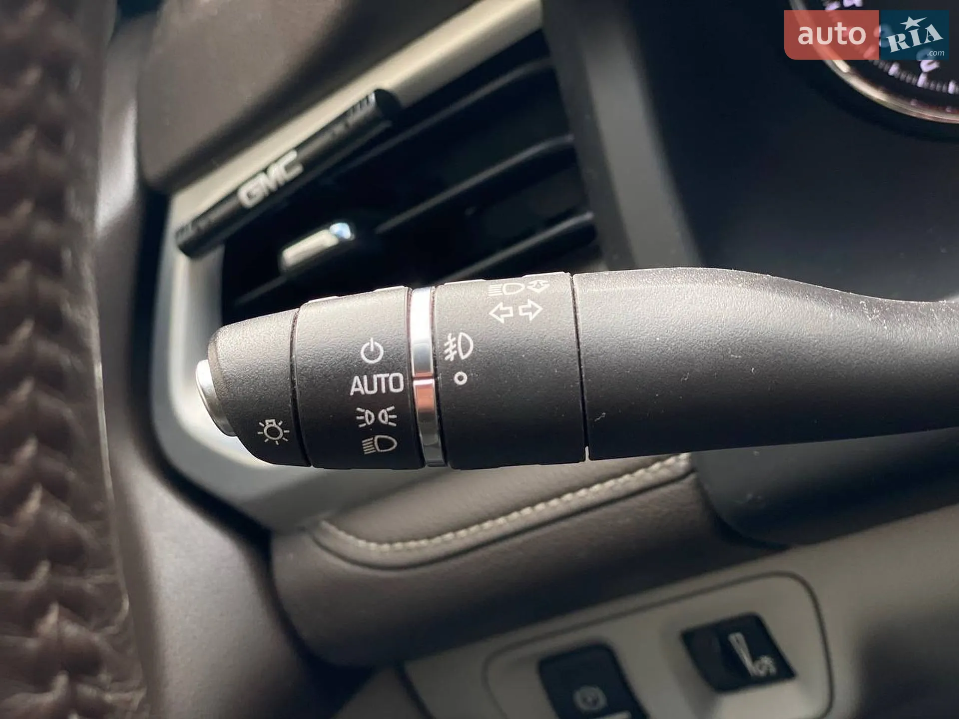 2016 GMC Acadia - мініатюра 28