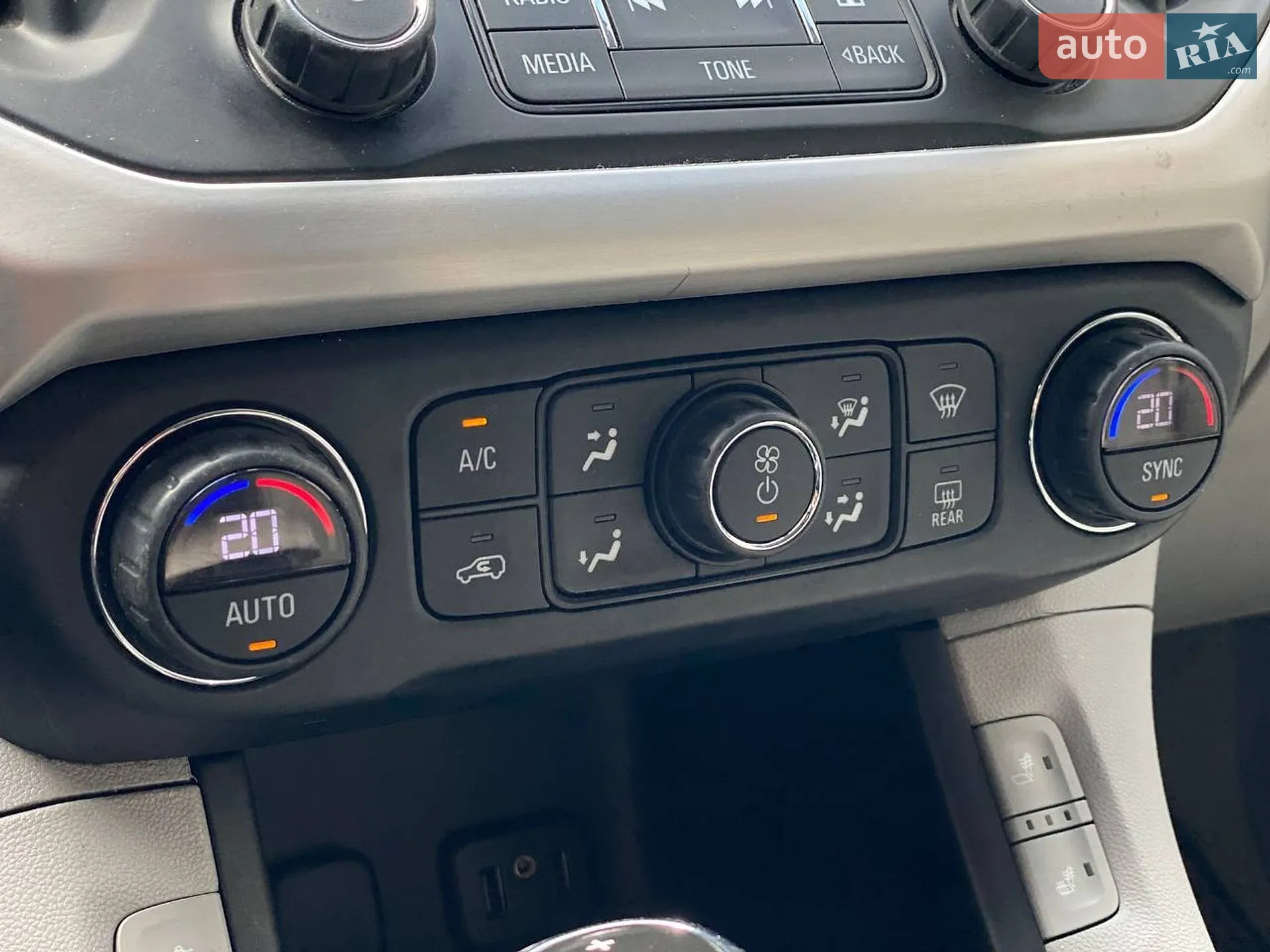 2016 GMC Acadia - мініатюра 33