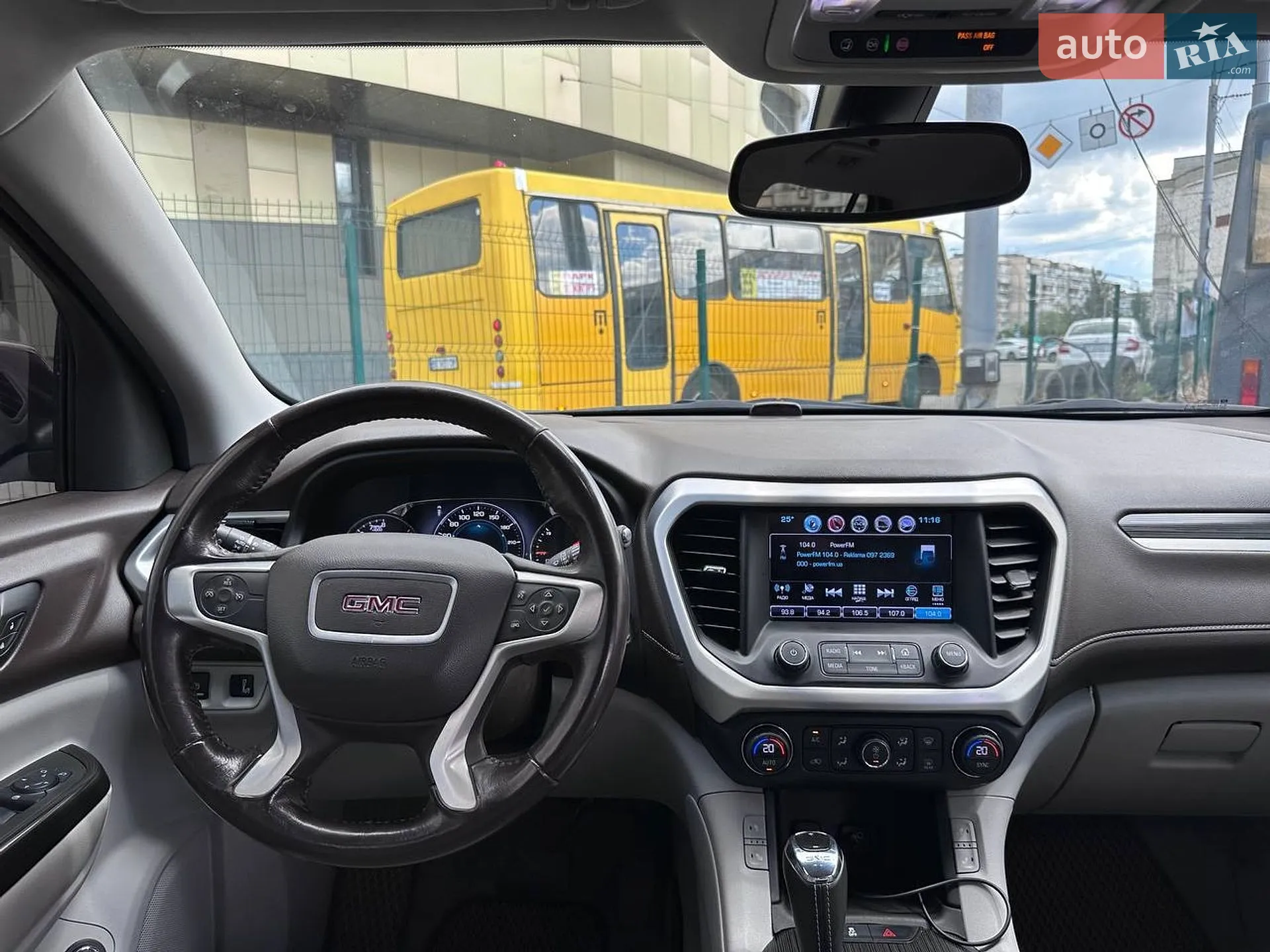 2016 GMC Acadia - мініатюра 15