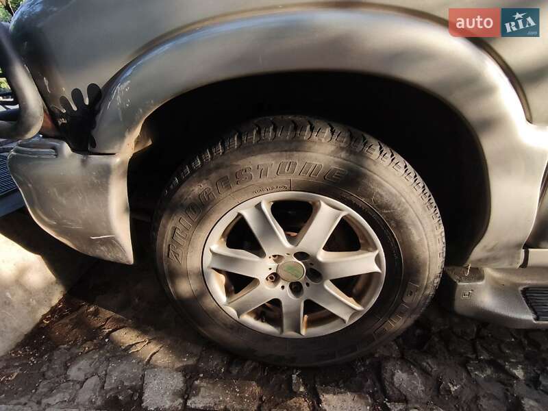 Внедорожник / Кроссовер GMC Envoy 1999 в Кропивницком