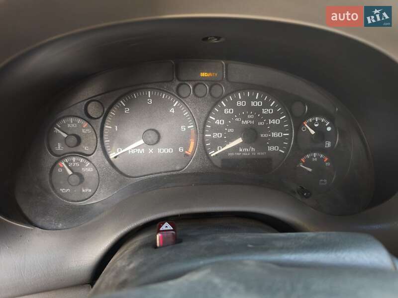 Внедорожник / Кроссовер GMC Envoy 1999 в Кропивницком