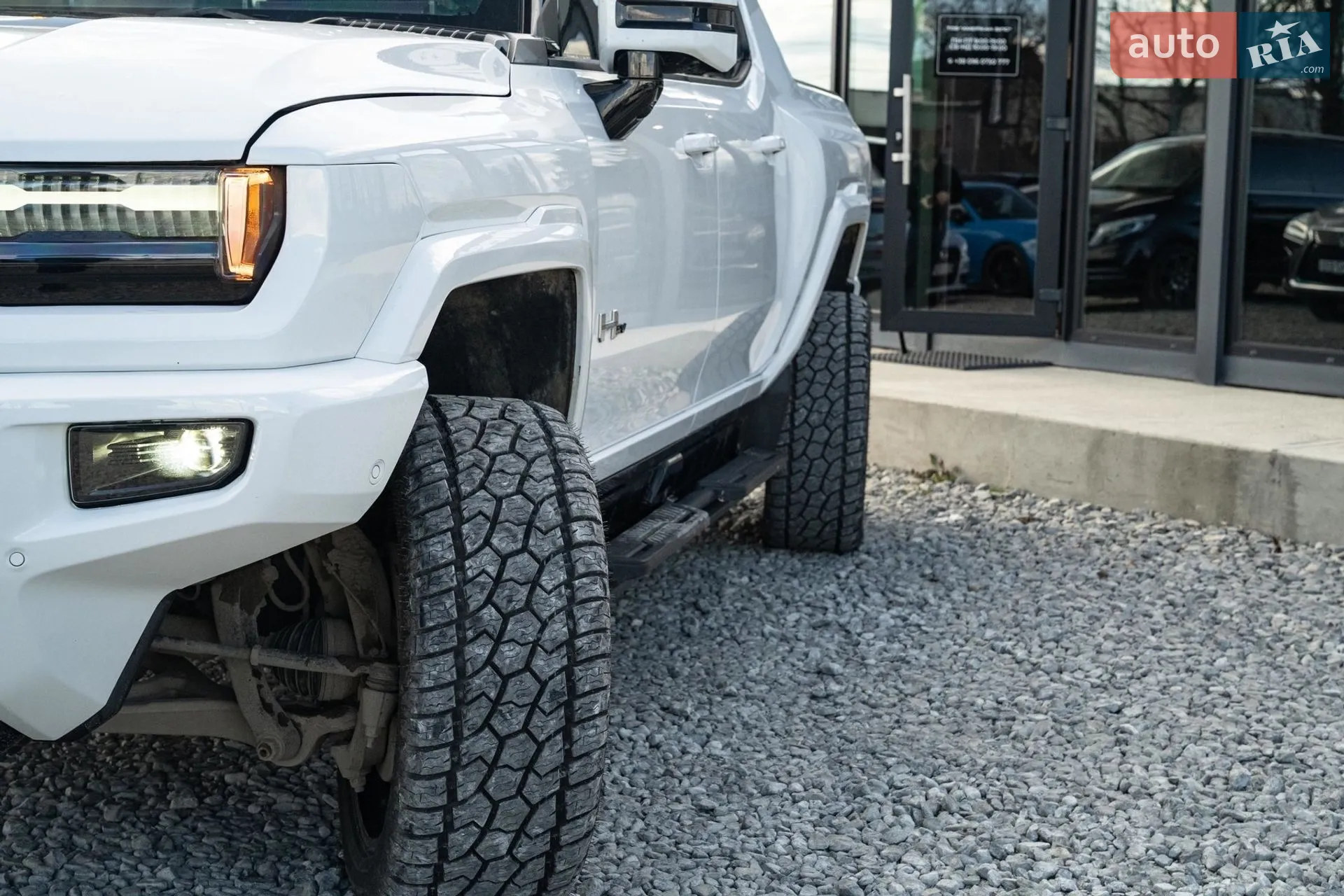 2023 GMC Hummer EV - мініатюра 19