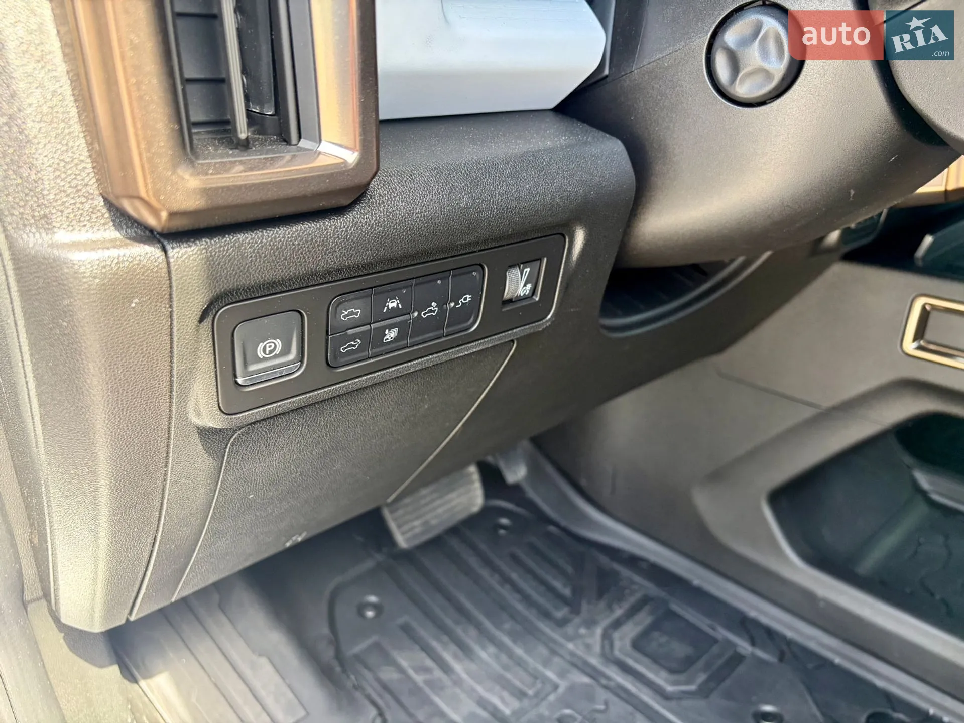 2024 GMC Hummer EV - мініатюра 31