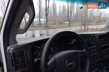 Вантажний фургон GMC Savana 2018 в 