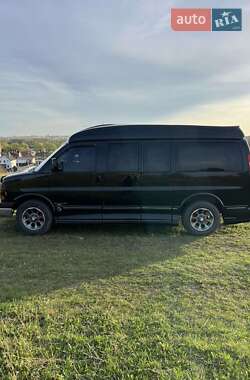 Мінівен GMC Savana 2006 в Хмельницькому