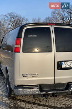 Минивэн GMC Savana 2007 в 