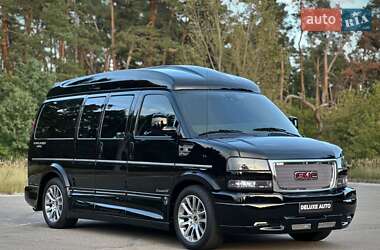 Минивэн GMC Savana 2020 в 
