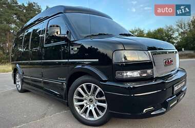 Минивэн GMC Savana 2020 в 