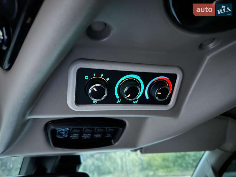 Минивэн GMC Savana 2020 в Киеве фото 81 Минивэн GMC Savana 2020 в Киеве