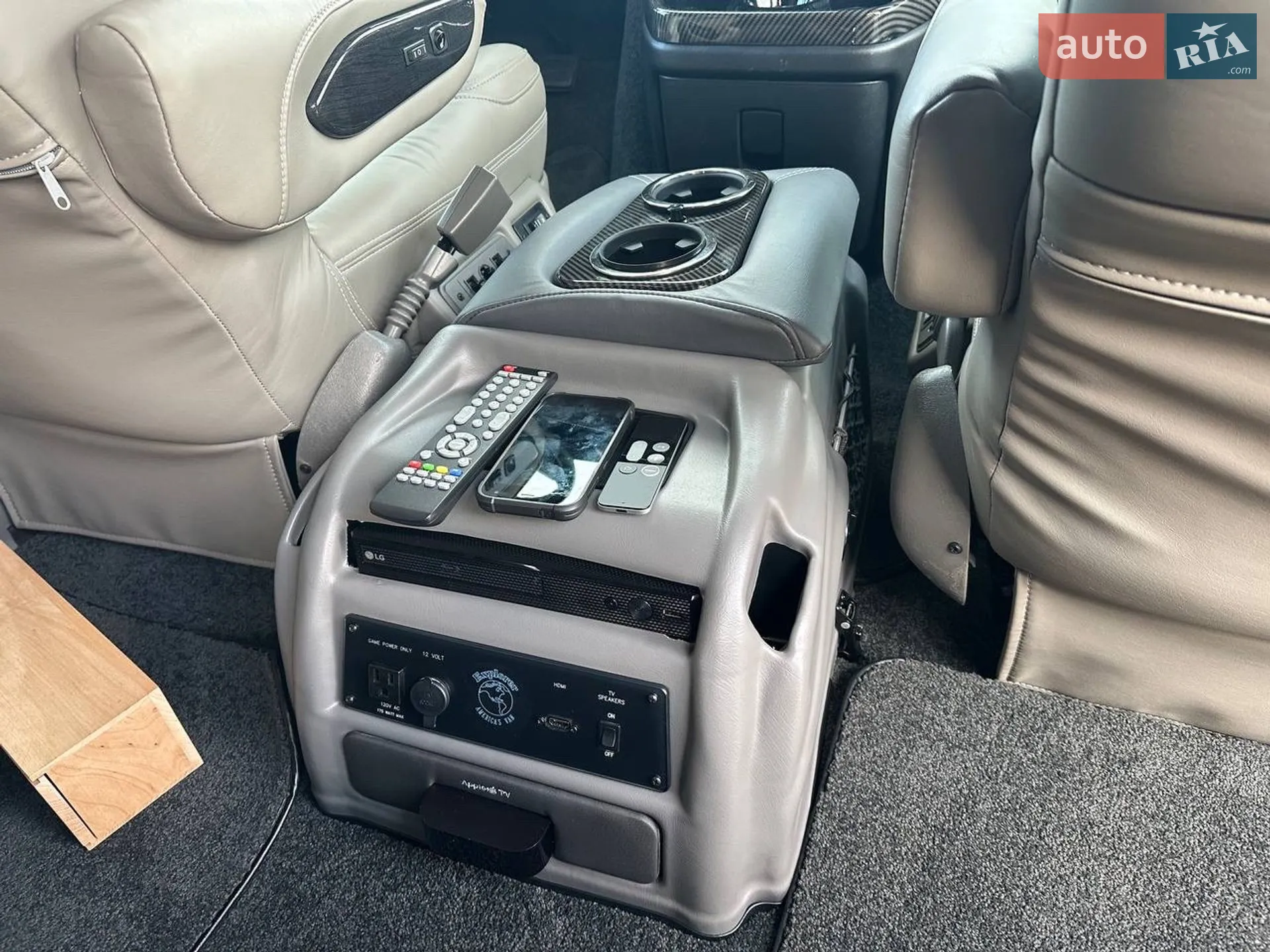 2020 GMC Savana - мініатюра 25