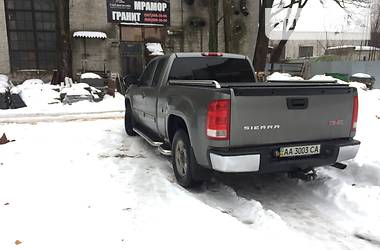 Пикап GMC Sierra 2007 в Киеве