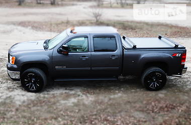 GMC Sierra 2010