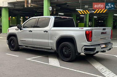 Пикап GMC Sierra 2021 в 