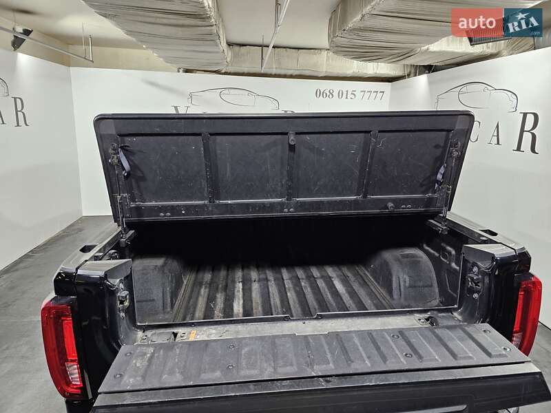 Пікап GMC Sierra 2019 в Києві