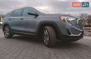 Внедорожник / Кроссовер GMC Terrain 2018 в 